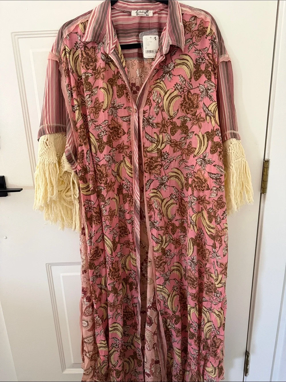 Free People Pink Floral & Banana Print Fringe Sleeve Robe - Picture 1 of 1